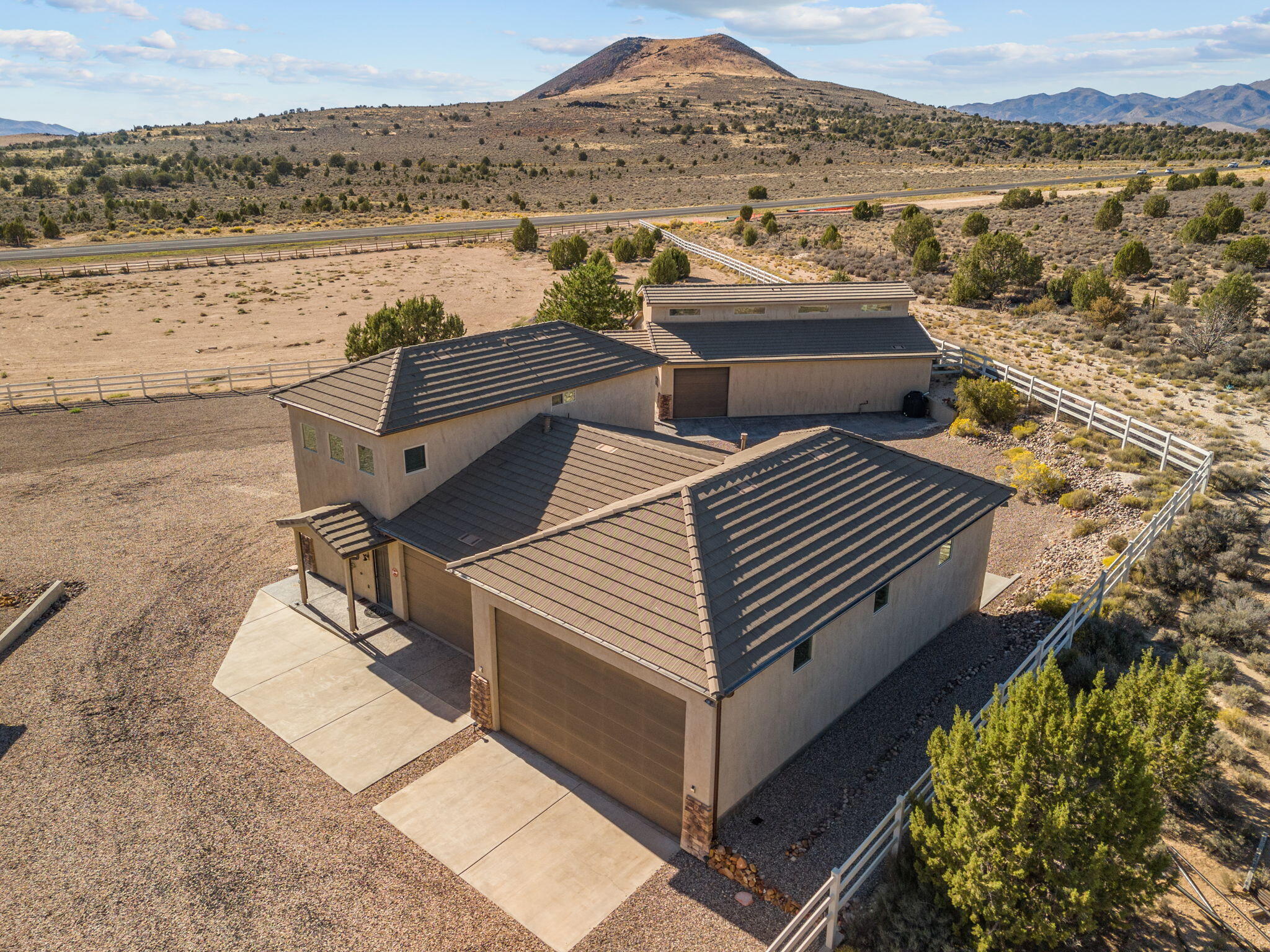CANYON TRAILS AT DAMMERON VALLEY - Residential