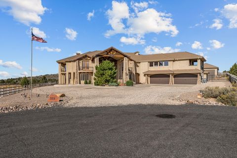 Tiny photo for 533 W CANYON TRAILS CIR, Dammeron Valley, UT 84783 (MLS # 25-266020)