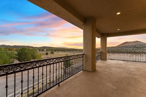 Tiny photo for 533 W CANYON TRAILS CIR, Dammeron Valley, UT 84783 (MLS # 25-266020)
