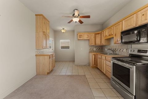 Tiny photo for 533 W CANYON TRAILS CIR, Dammeron Valley, UT 84783 (MLS # 25-266020)