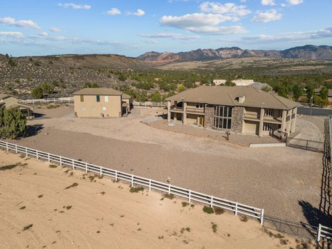 Tiny photo for 533 W CANYON TRAILS CIR, Dammeron Valley, UT 84783 (MLS # 25-266020)
