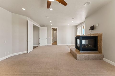 Tiny photo for 533 W CANYON TRAILS CIR, Dammeron Valley, UT 84783 (MLS # 25-266020)