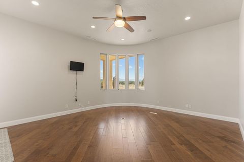 Tiny photo for 533 W CANYON TRAILS CIR, Dammeron Valley, UT 84783 (MLS # 25-266020)