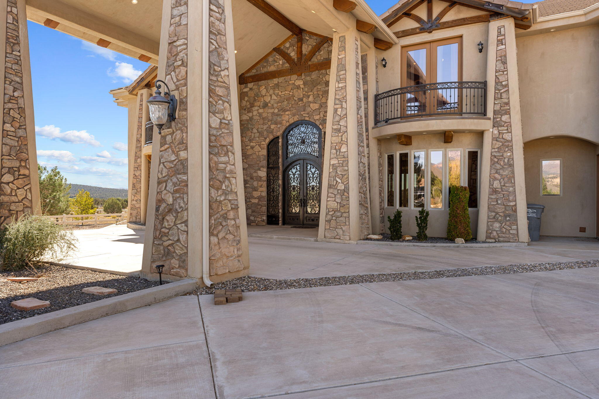 CANYON TRAILS AT DAMMERON VALLEY - Residential