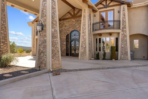 Tiny photo for 533 W CANYON TRAILS CIR, Dammeron Valley, UT 84783 (MLS # 25-266020)