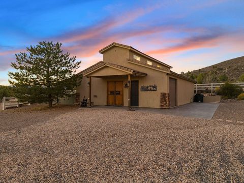 Tiny photo for 533 W CANYON TRAILS CIR, Dammeron Valley, UT 84783 (MLS # 25-266020)