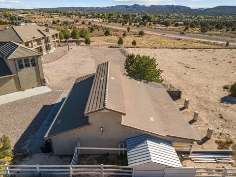 Tiny photo for 533 W CANYON TRAILS CIR, Dammeron Valley, UT 84783 (MLS # 25-266020)