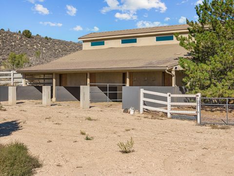 Tiny photo for 533 W CANYON TRAILS CIR, Dammeron Valley, UT 84783 (MLS # 25-266020)