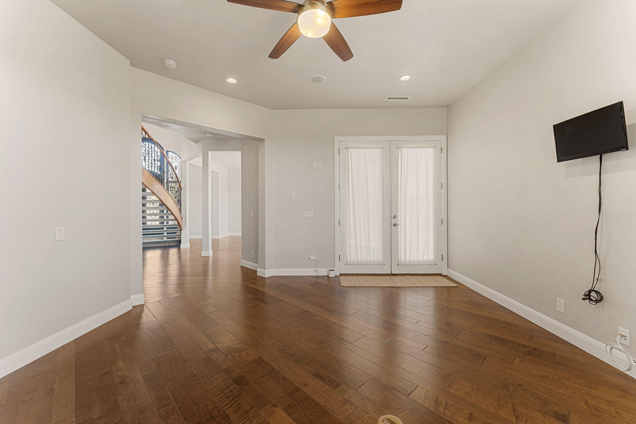 CANYON TRAILS AT DAMMERON VALLEY - Residential