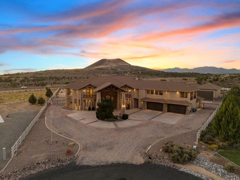 Tiny photo for 533 W CANYON TRAILS CIR, Dammeron Valley, UT 84783 (MLS # 25-266020)