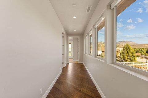 Tiny photo for 533 W CANYON TRAILS CIR, Dammeron Valley, UT 84783 (MLS # 25-266020)