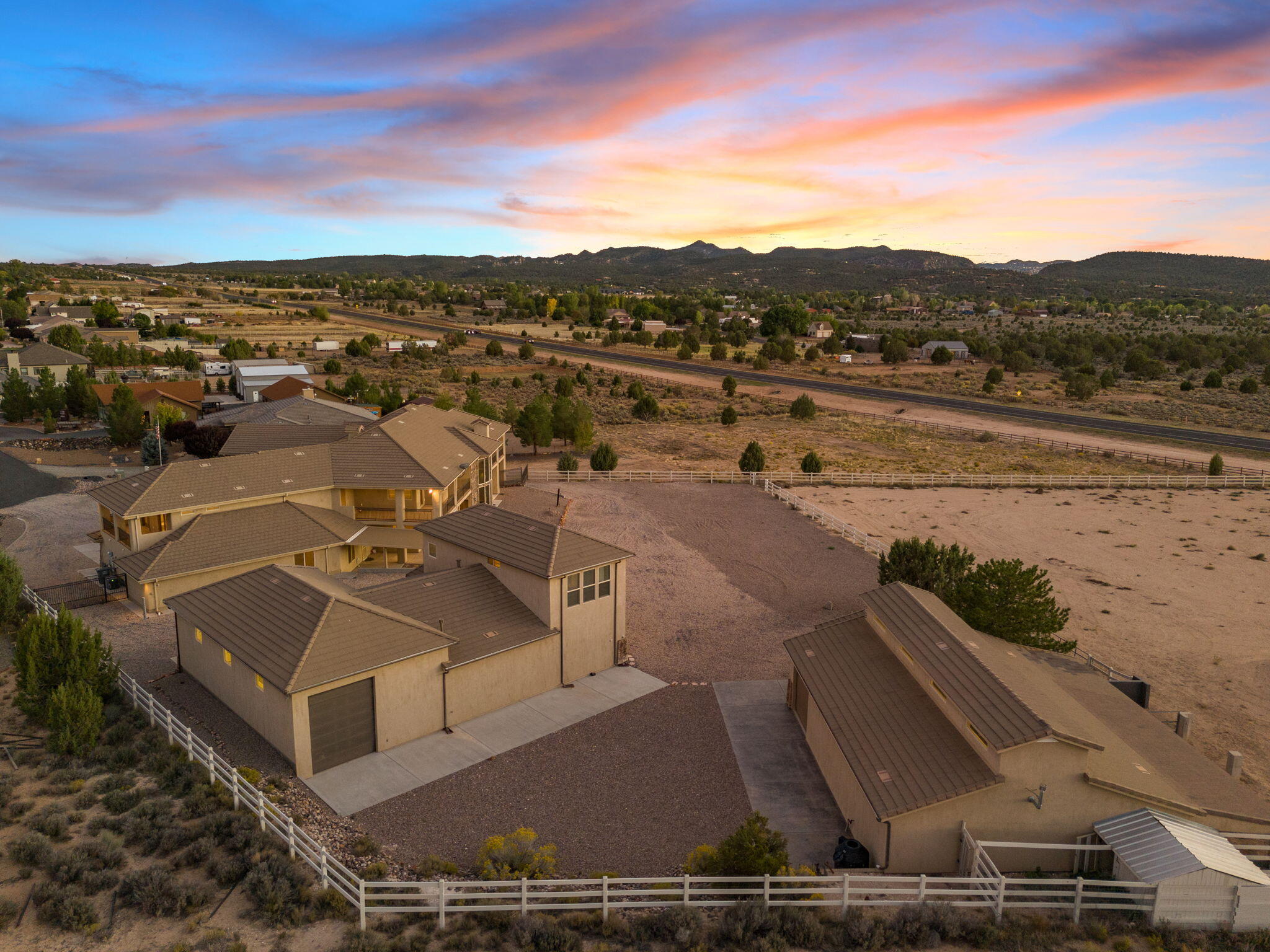 CANYON TRAILS AT DAMMERON VALLEY - Residential