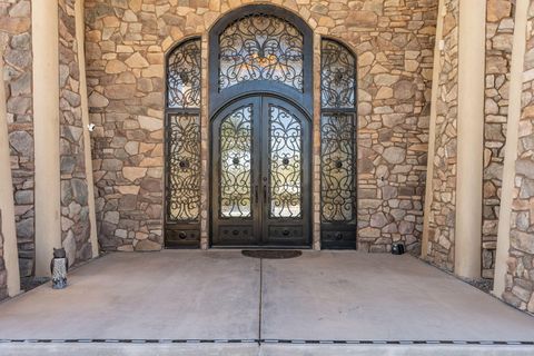 Tiny photo for 533 W CANYON TRAILS CIR, Dammeron Valley, UT 84783 (MLS # 25-266020)