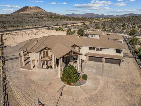 Tiny photo for 533 W CANYON TRAILS CIR, Dammeron Valley, UT 84783 (MLS # 25-266020)