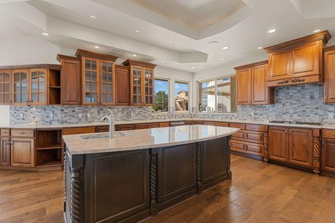Tiny photo for 533 W CANYON TRAILS CIR, Dammeron Valley, UT 84783 (MLS # 25-266020)