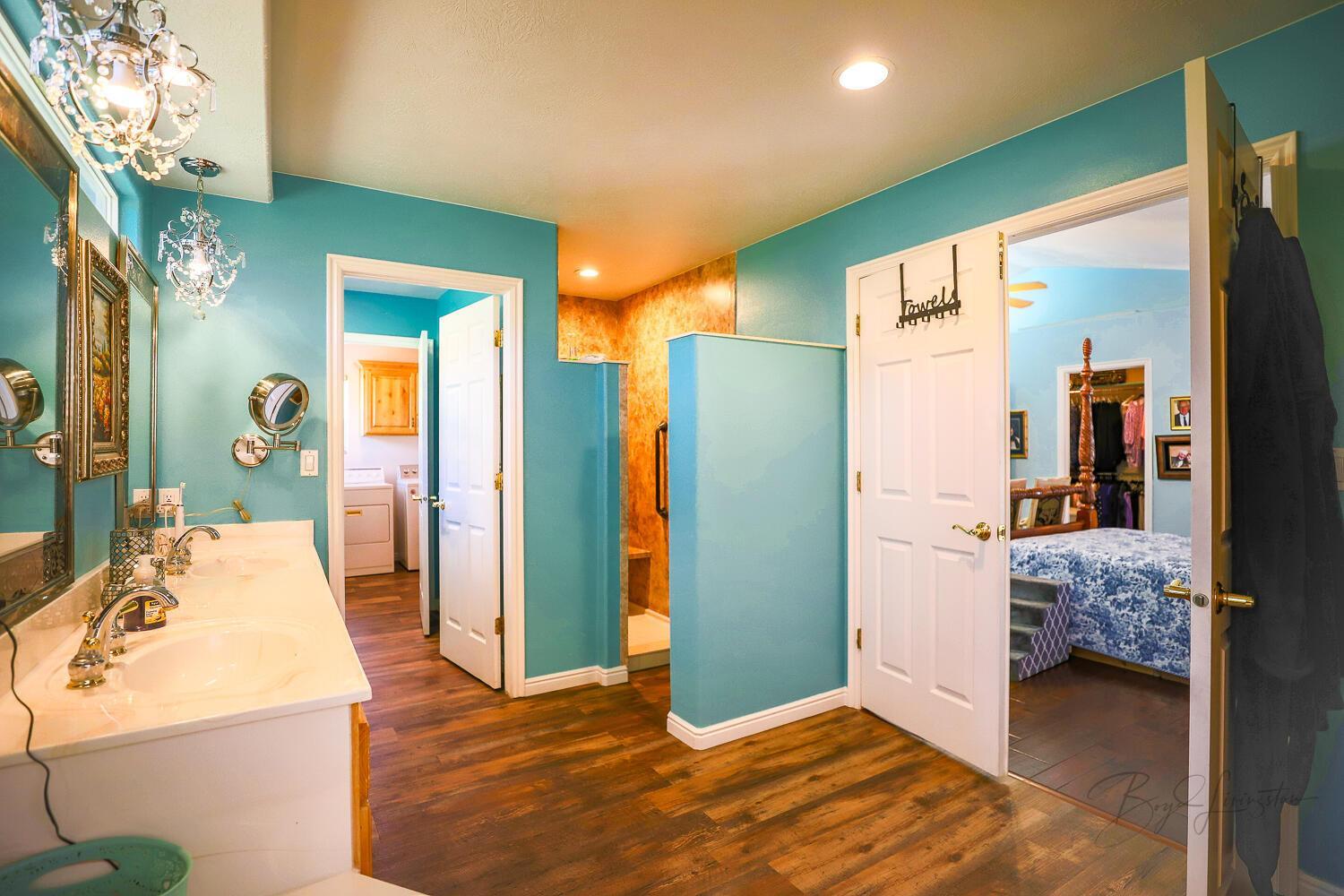 BLOOMINGTON LANE - Residential