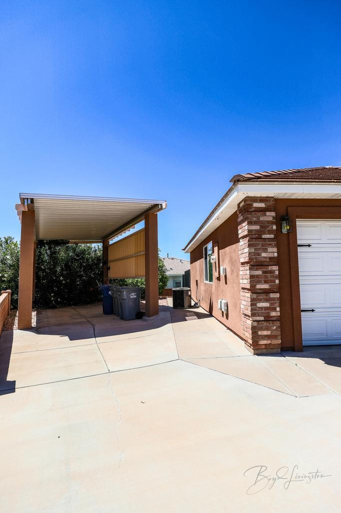 BLOOMINGTON LANE - Residential