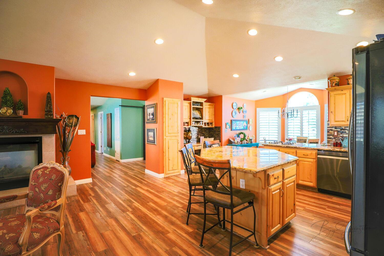 BLOOMINGTON LANE - Residential