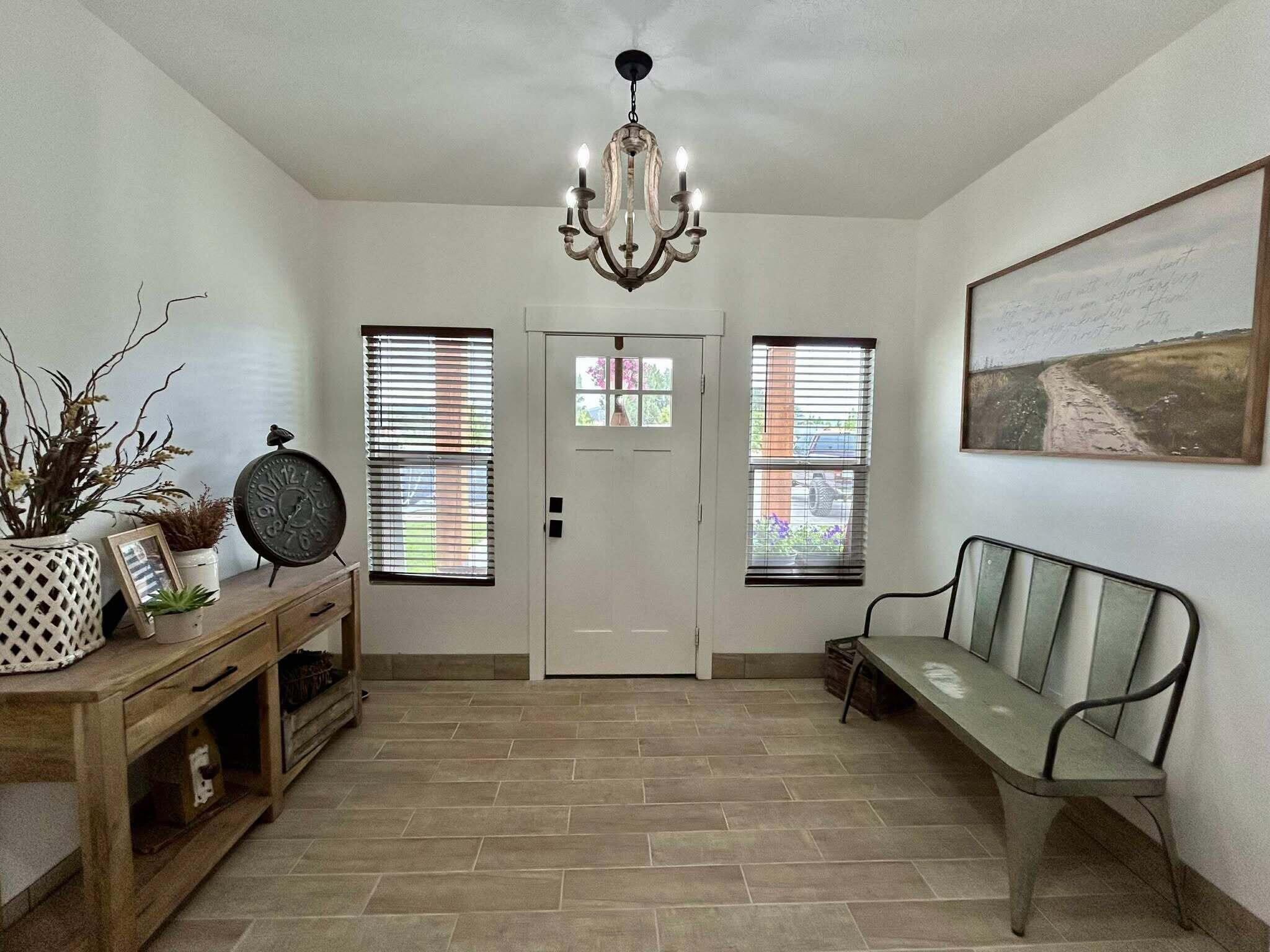 ENTERPRISE RANCHOS - Residential