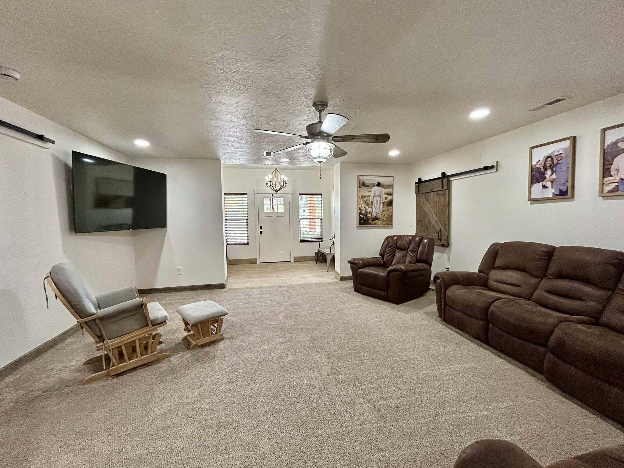 ENTERPRISE RANCHOS - Residential