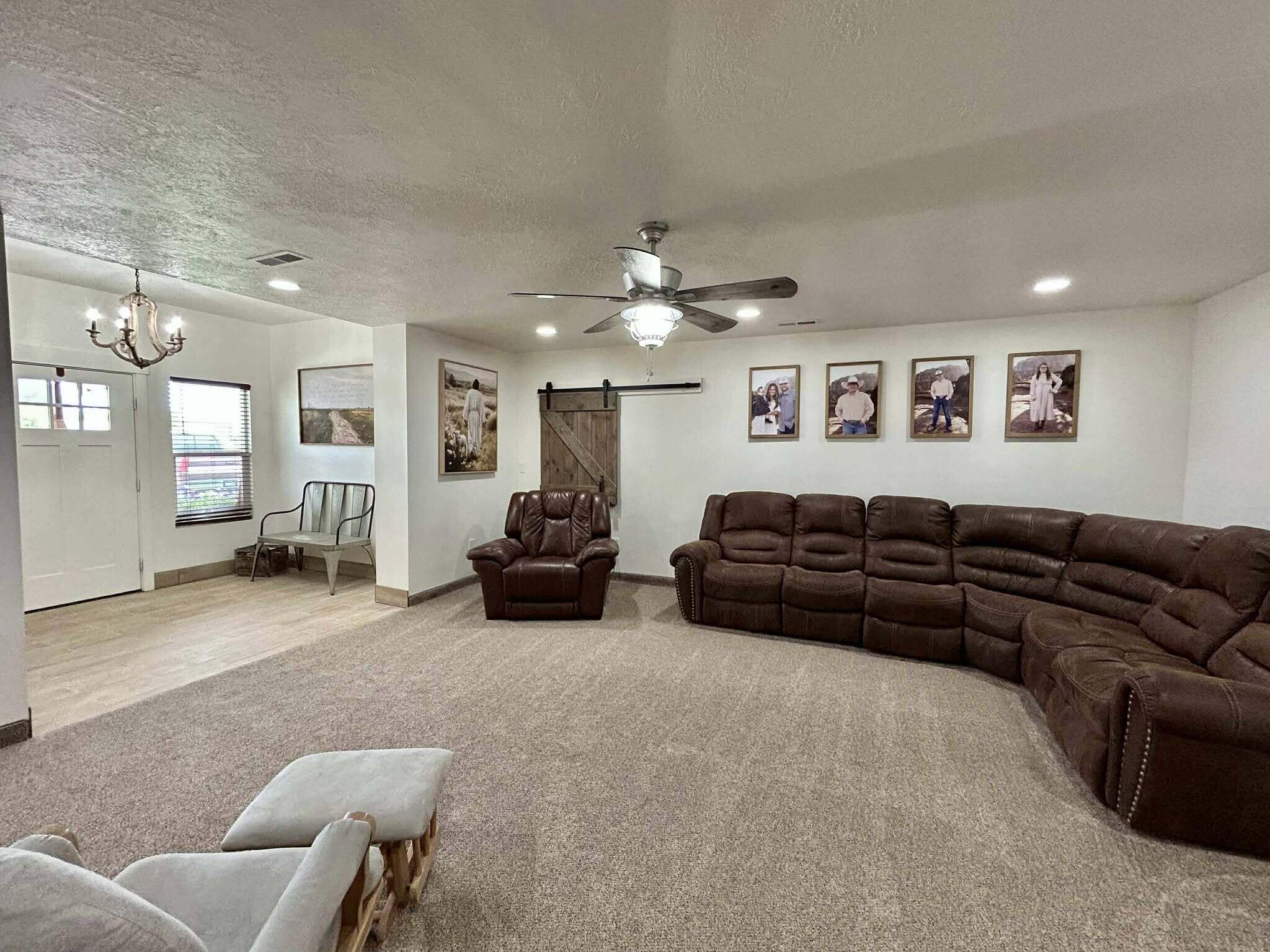 ENTERPRISE RANCHOS - Residential