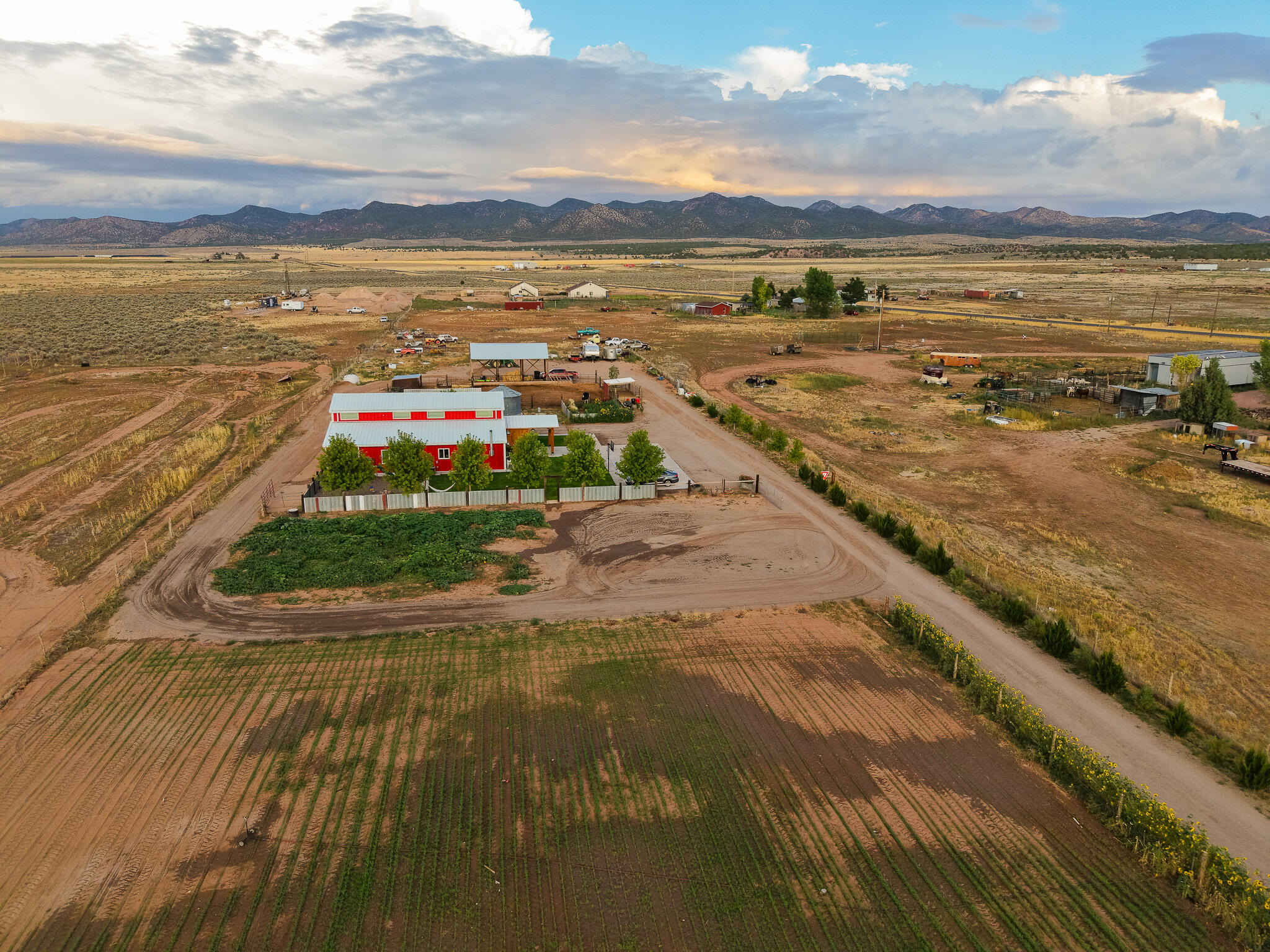 ENTERPRISE RANCHOS - Residential