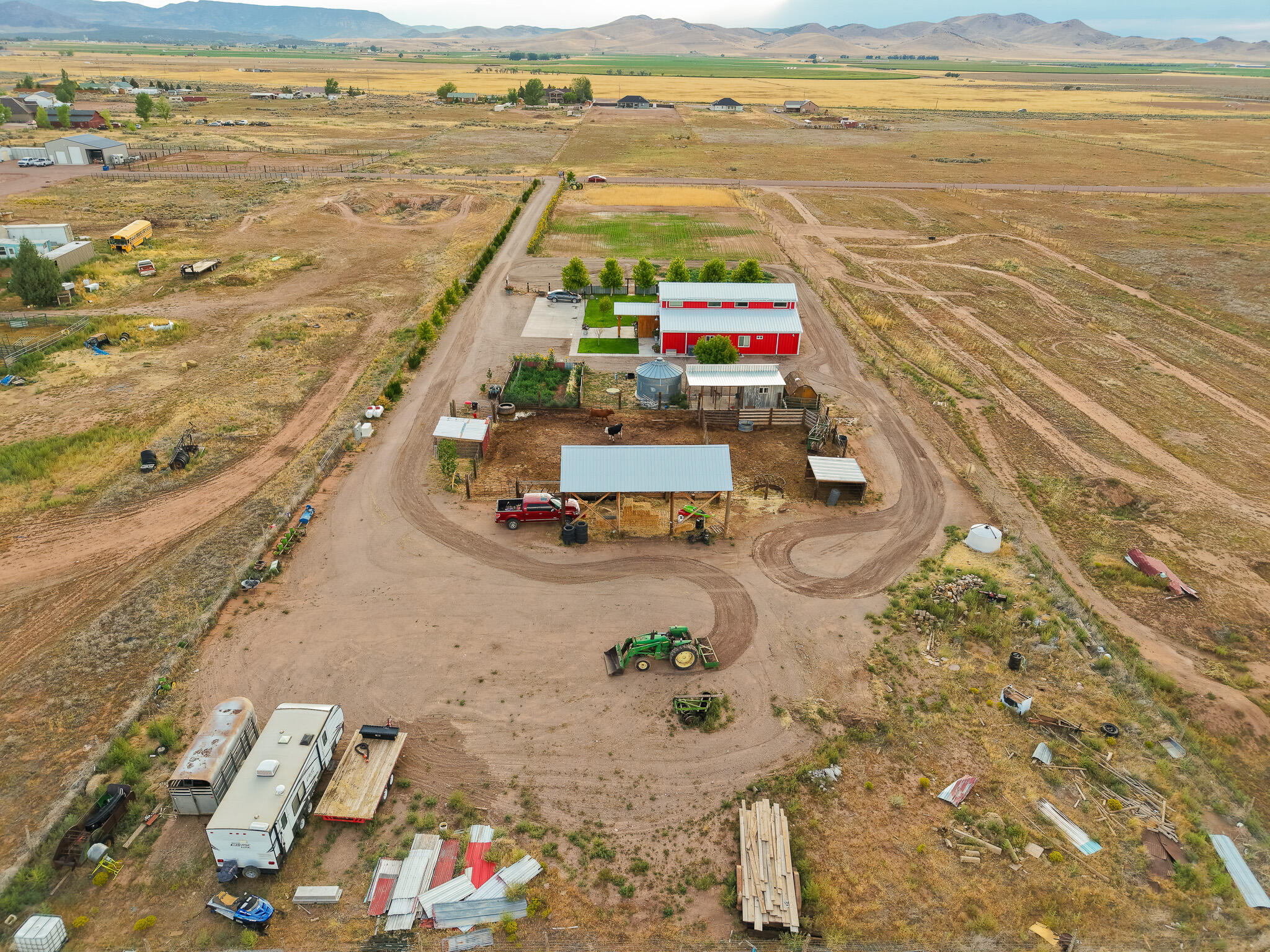 ENTERPRISE RANCHOS - Residential