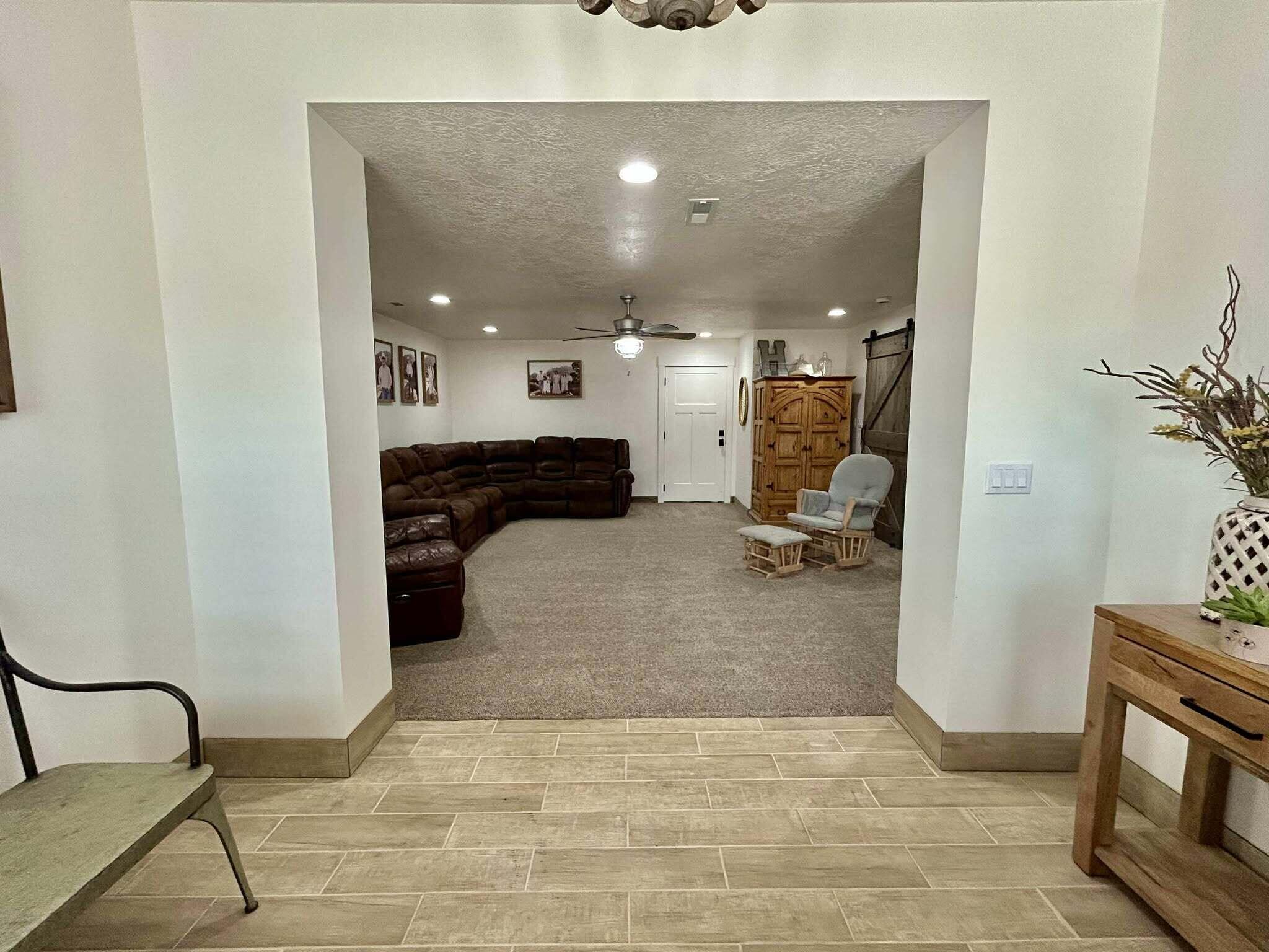 ENTERPRISE RANCHOS - Residential