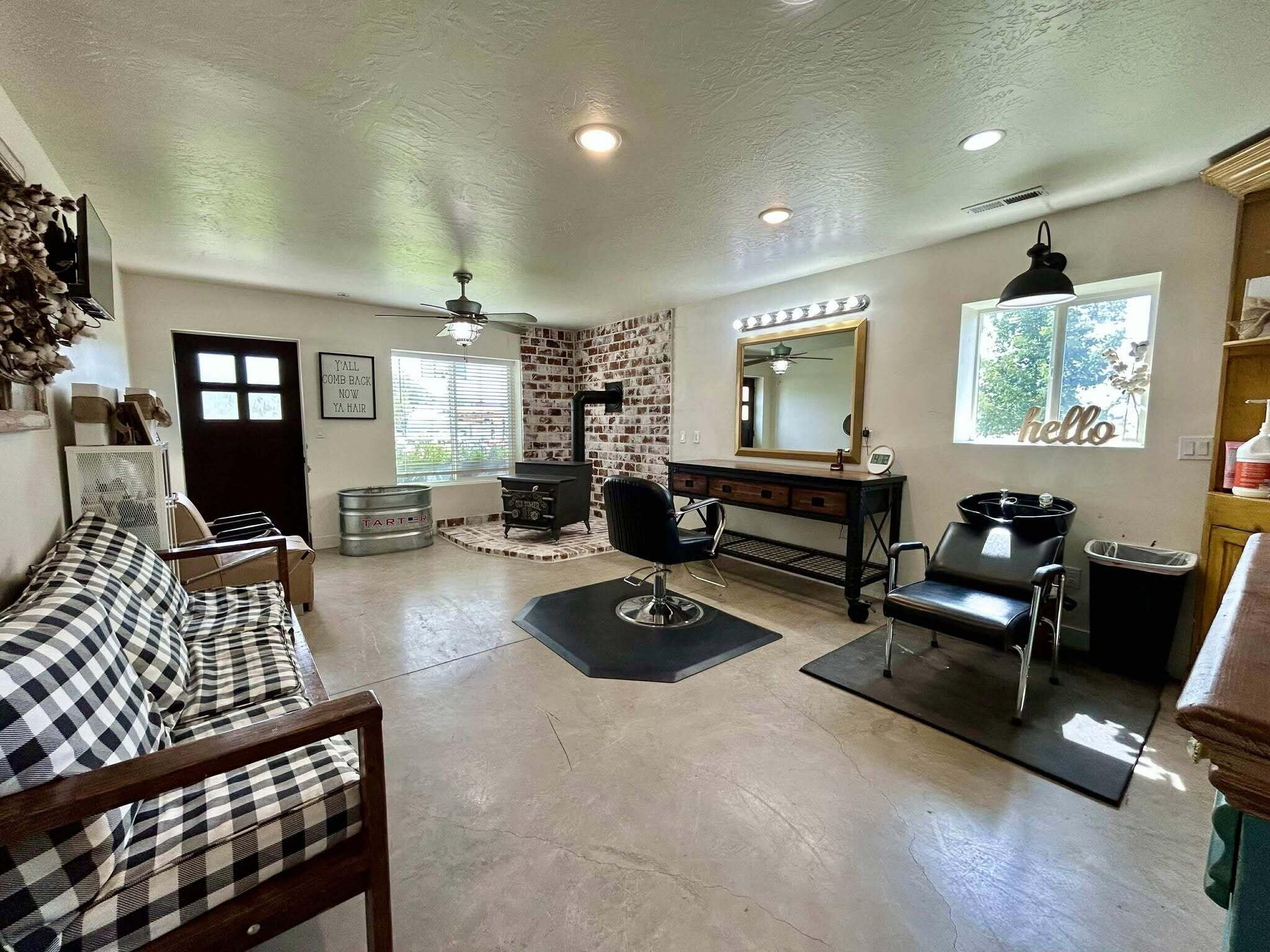 ENTERPRISE RANCHOS - Residential