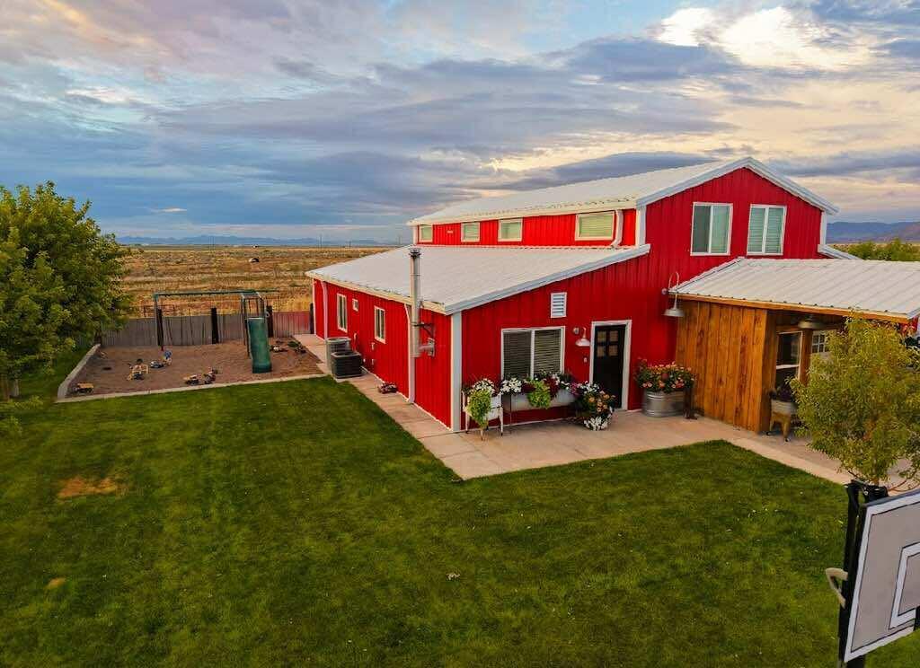 ENTERPRISE RANCHOS - Residential