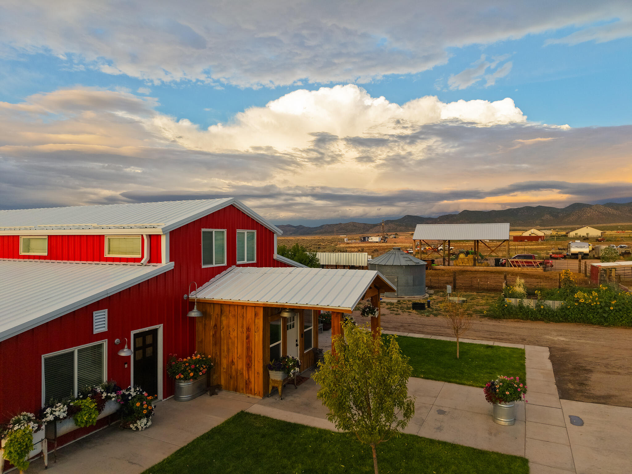 ENTERPRISE RANCHOS - Residential