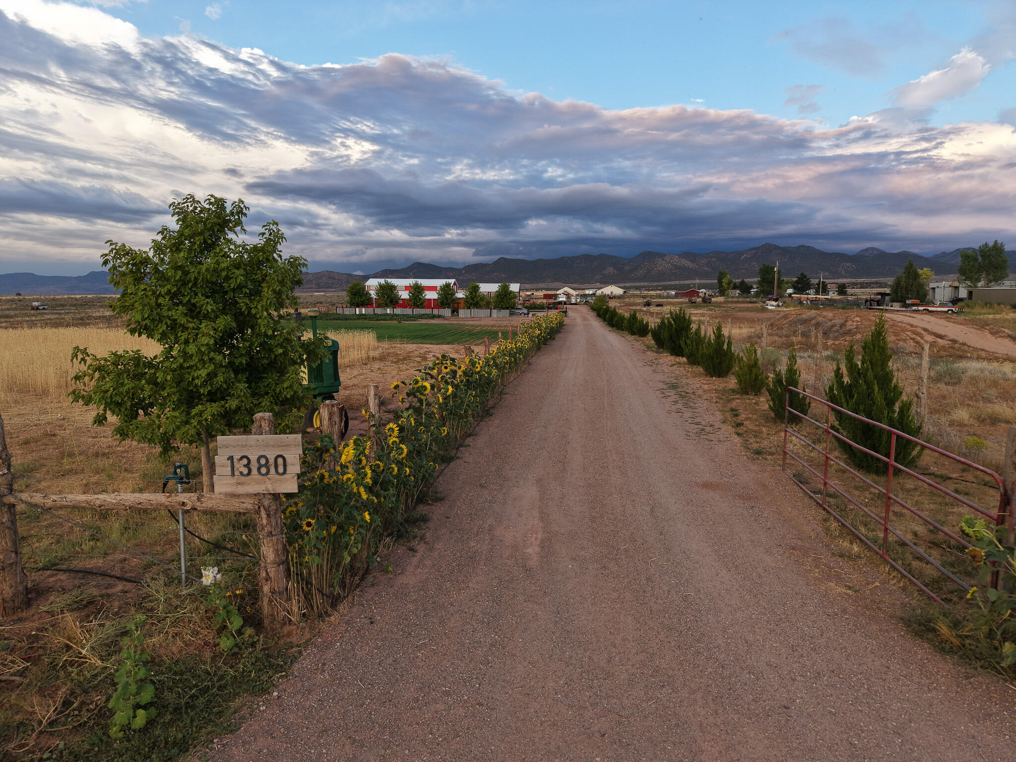 ENTERPRISE RANCHOS - Residential