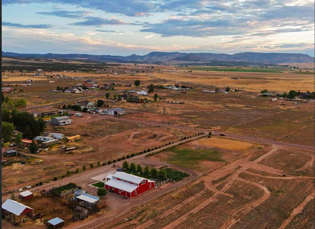 ENTERPRISE RANCHOS - Residential