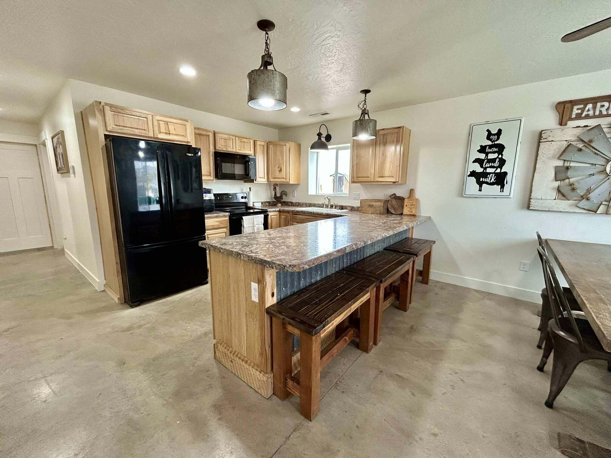 ENTERPRISE RANCHOS - Residential