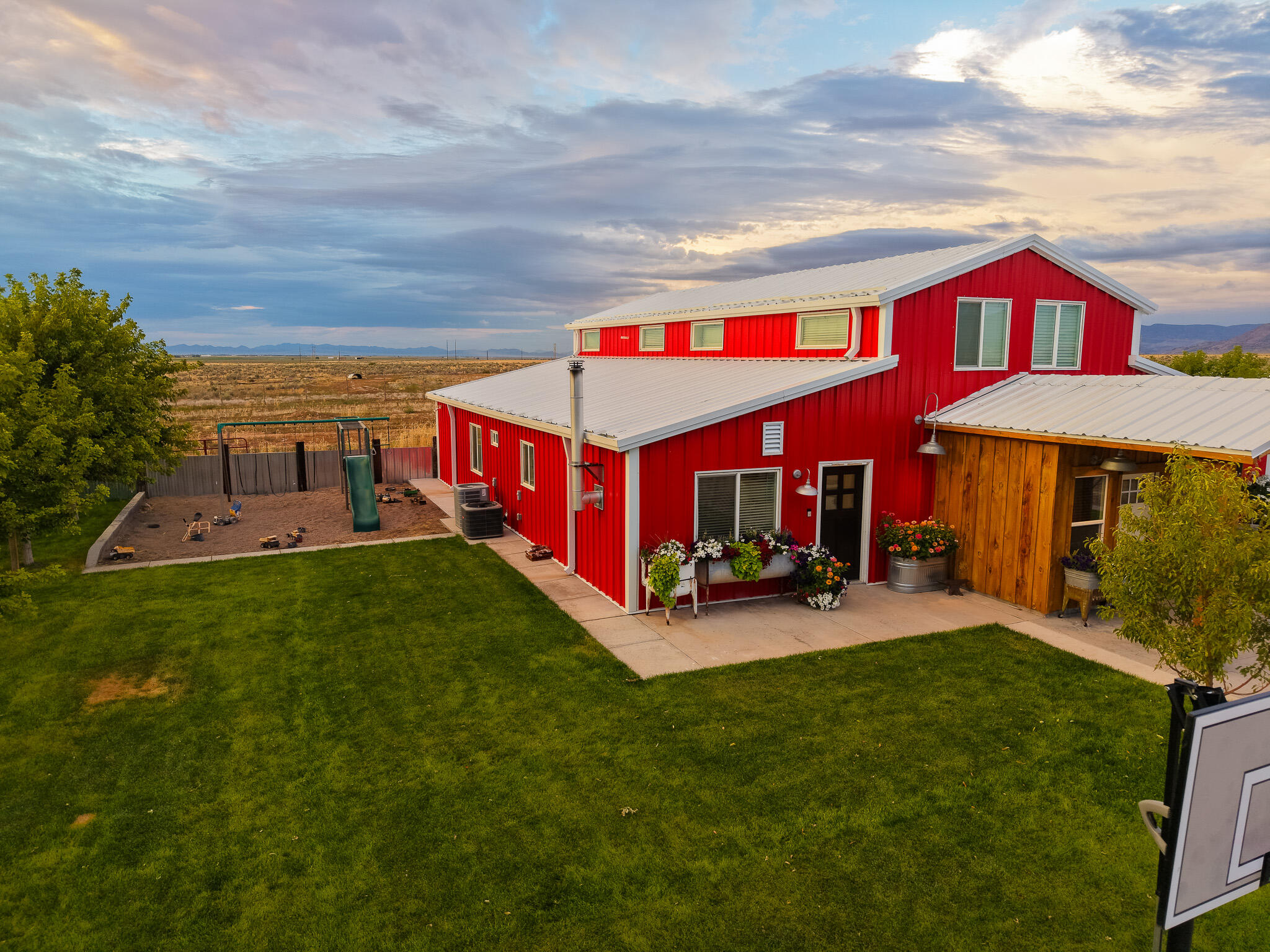 ENTERPRISE RANCHOS - Residential