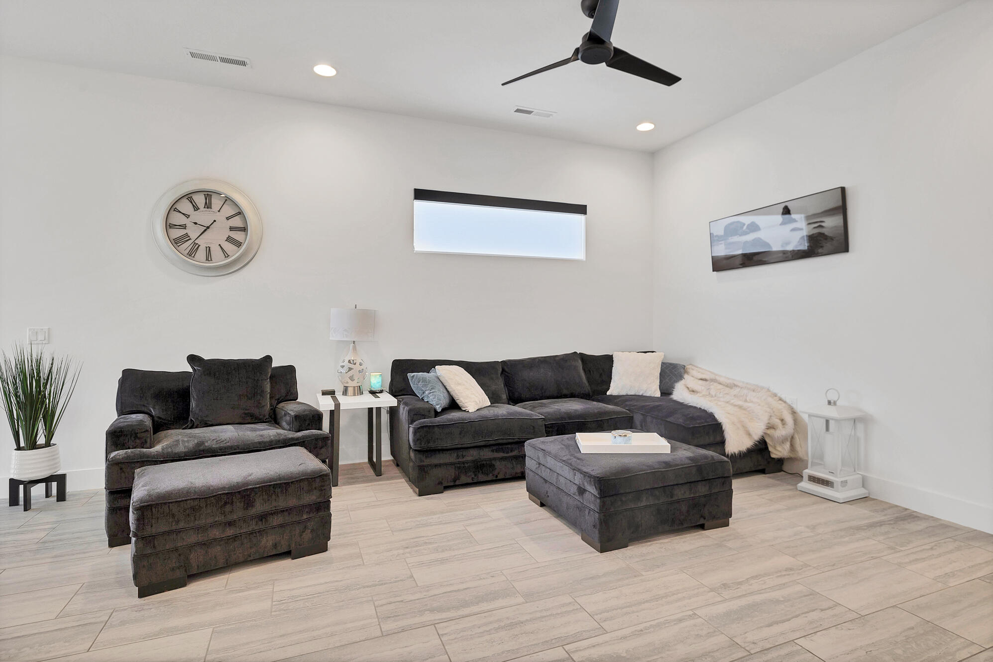 VILLAS AT SUN RIVER - Residential