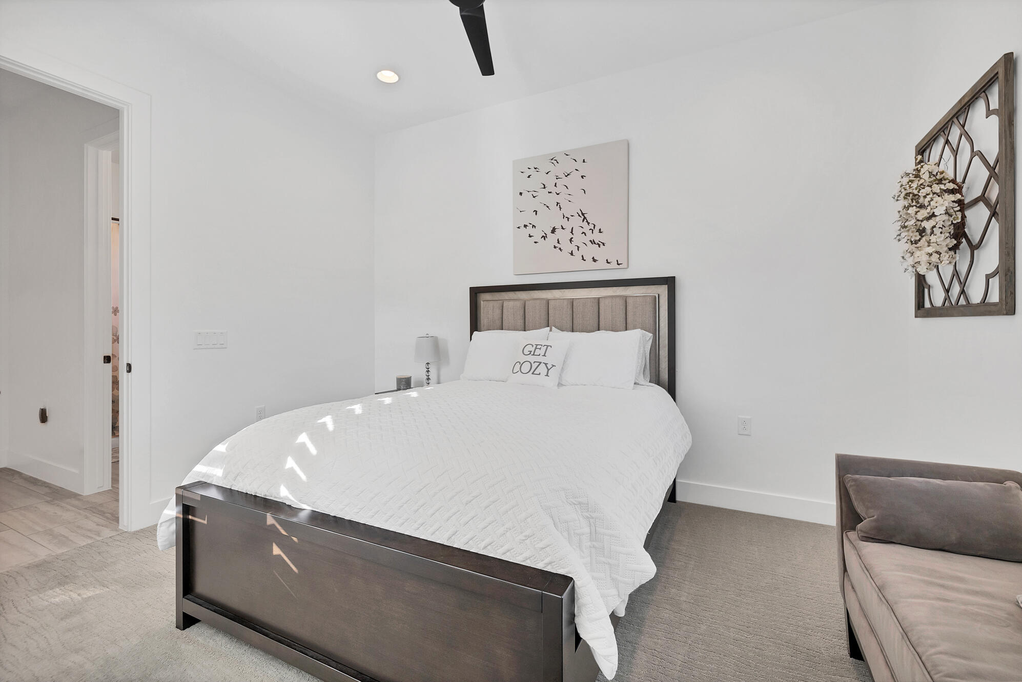 VILLAS AT SUN RIVER - Residential