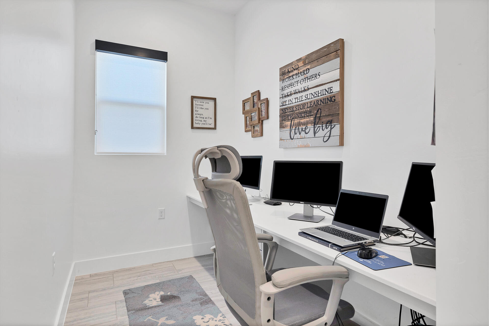 VILLAS AT SUN RIVER - Residential