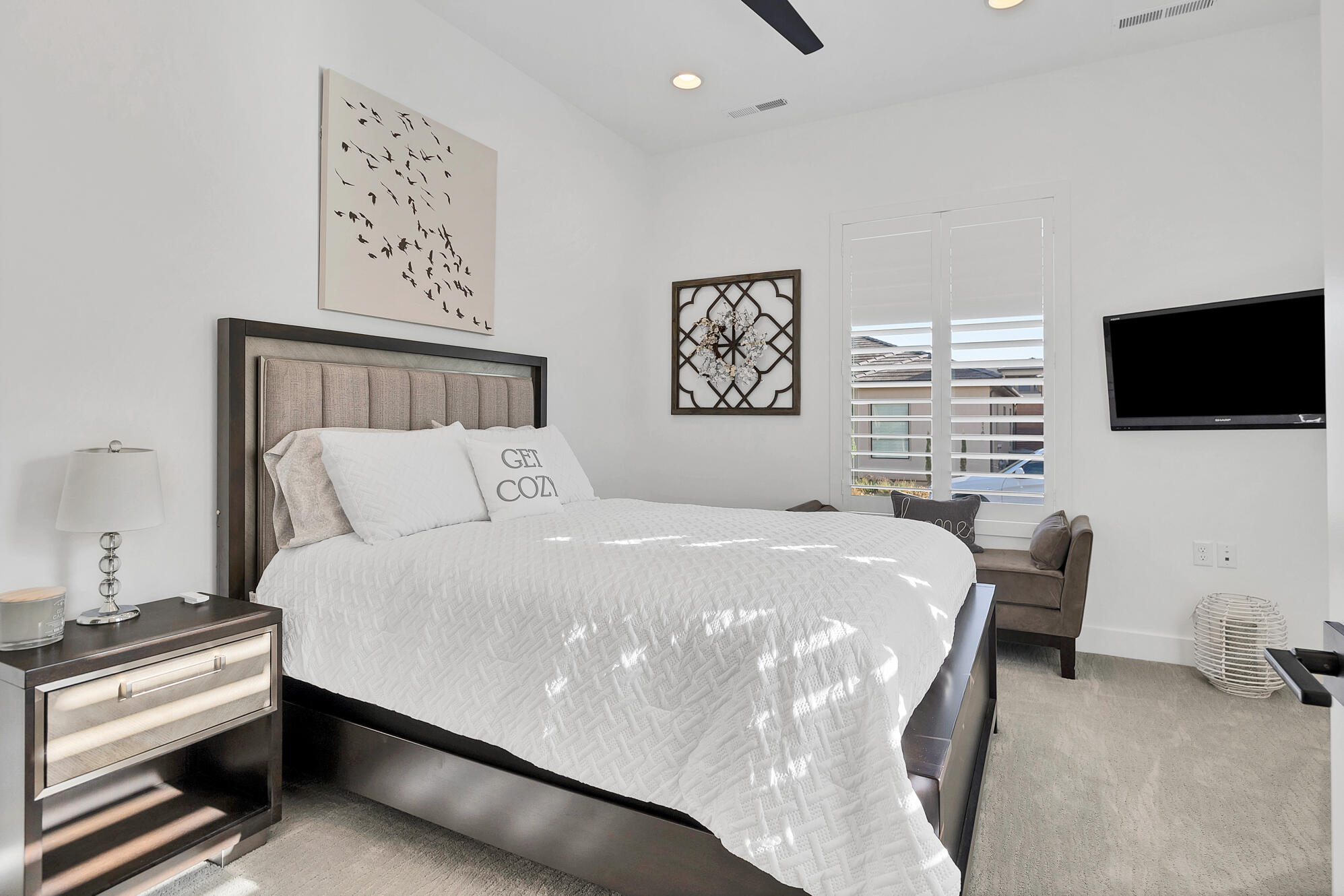 VILLAS AT SUN RIVER - Residential