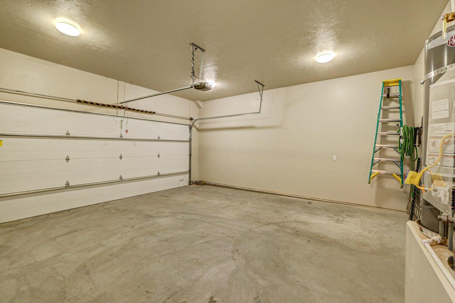 RETREAT AT SAND HOLLOW RESORT - Residential