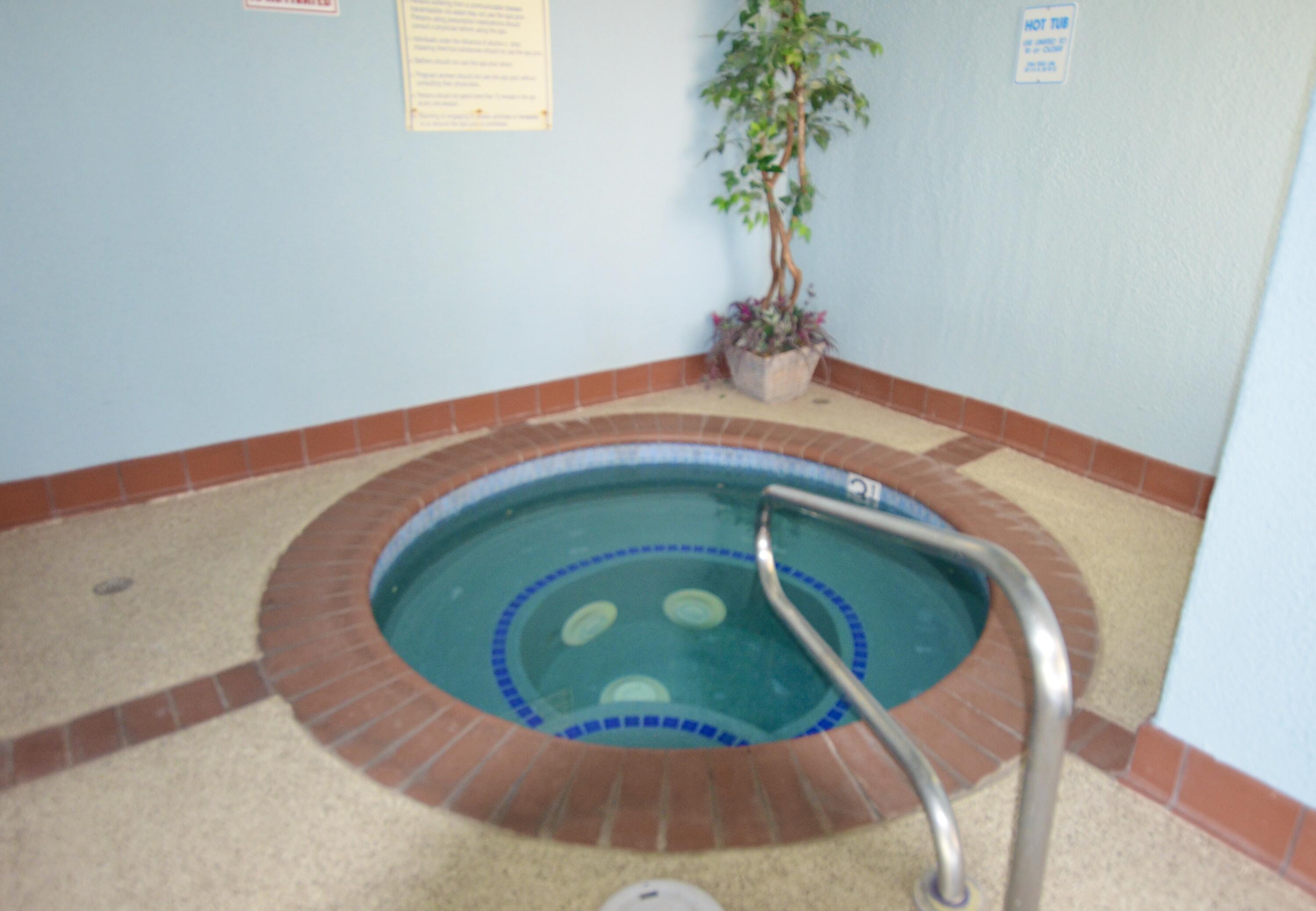 PADRE LAKES TOWNHOMES - Residential