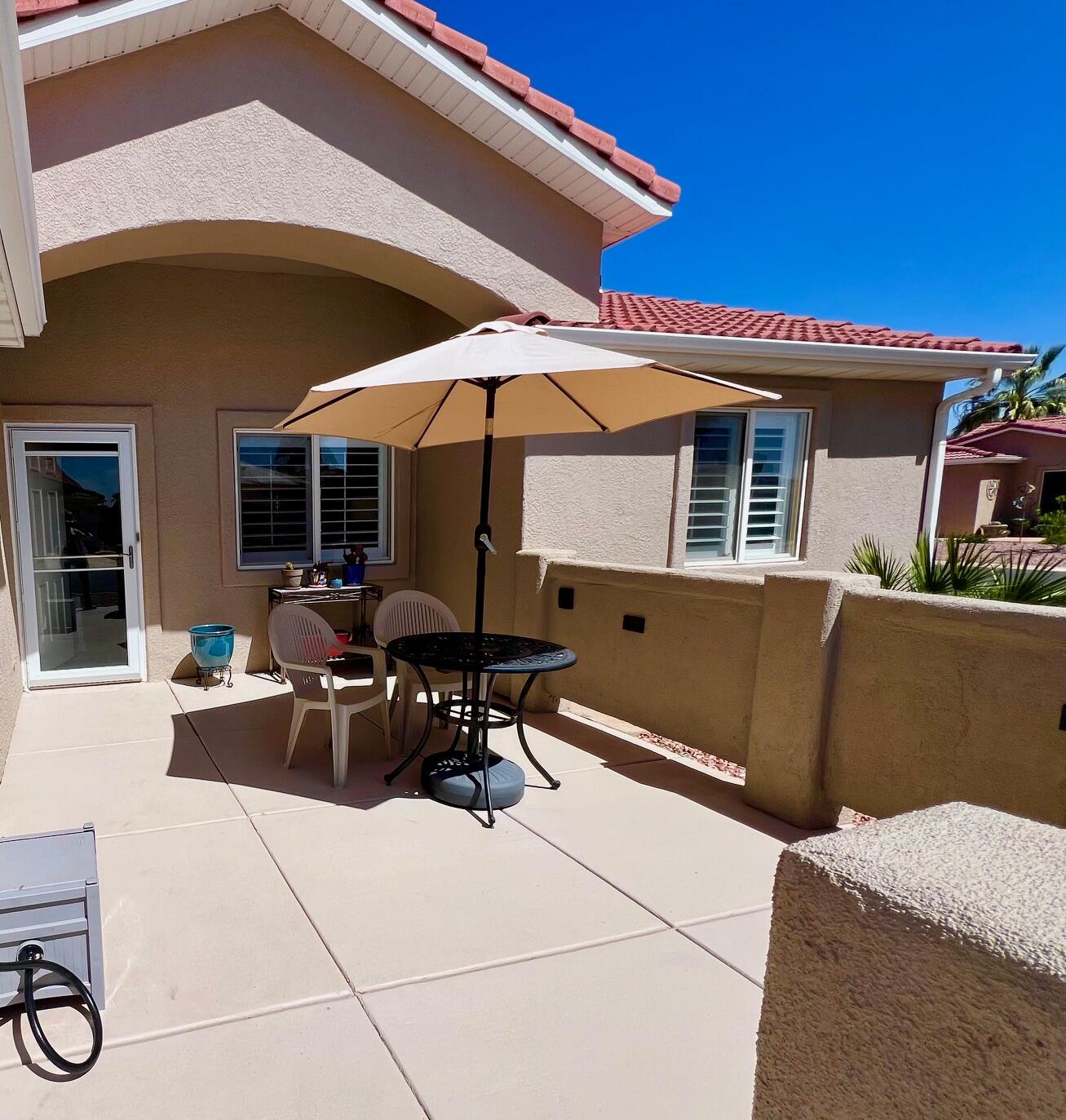 PADRE LAKES TOWNHOMES - Residential