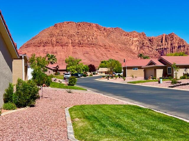 PADRE LAKES TOWNHOMES - Residential