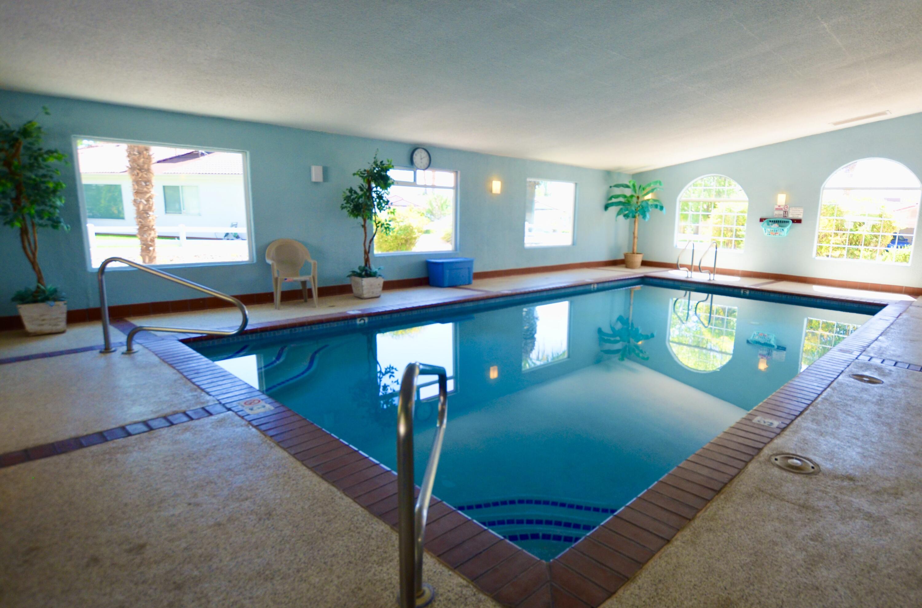 PADRE LAKES TOWNHOMES - Residential