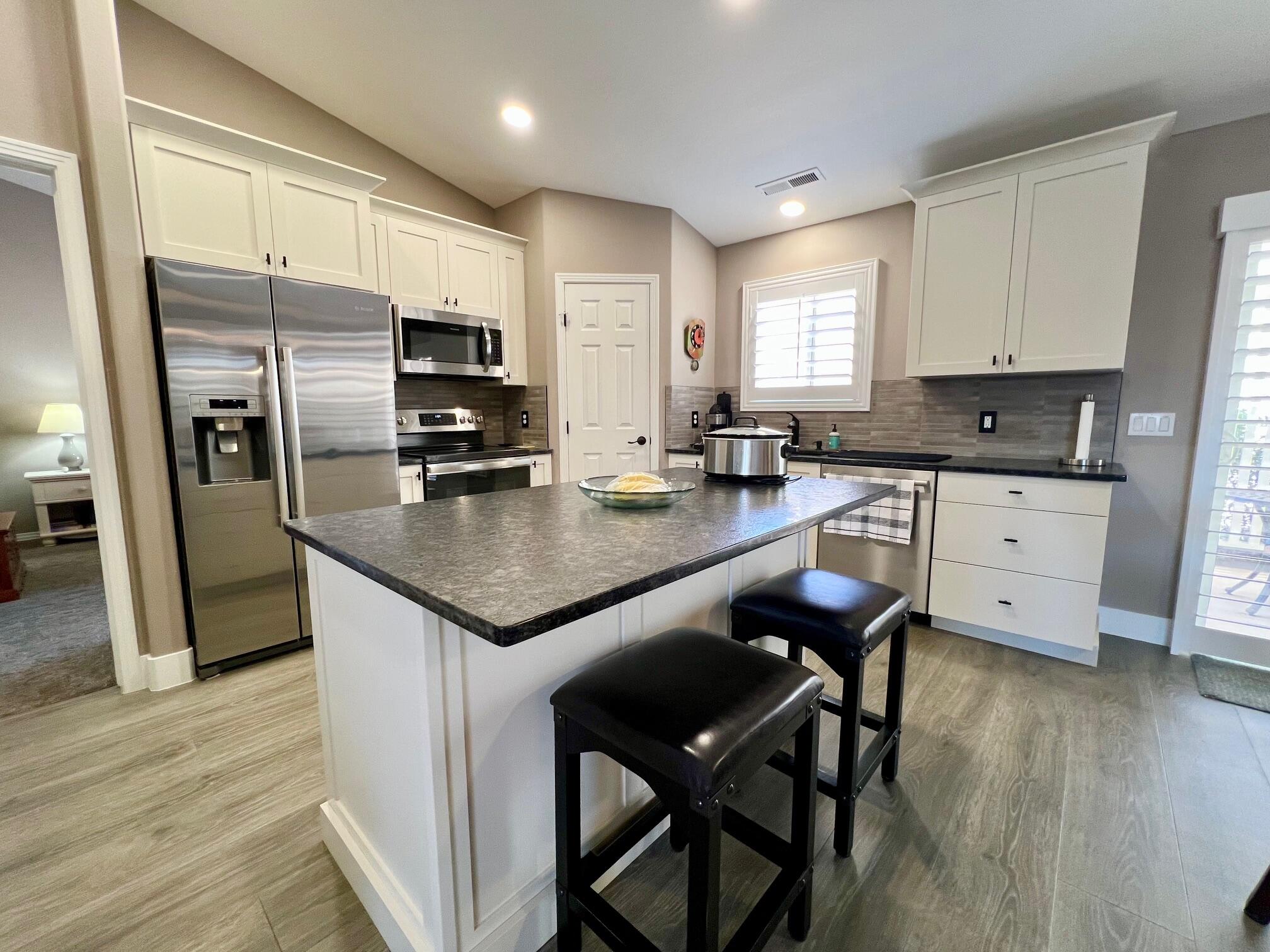 PADRE LAKES TOWNHOMES - Residential