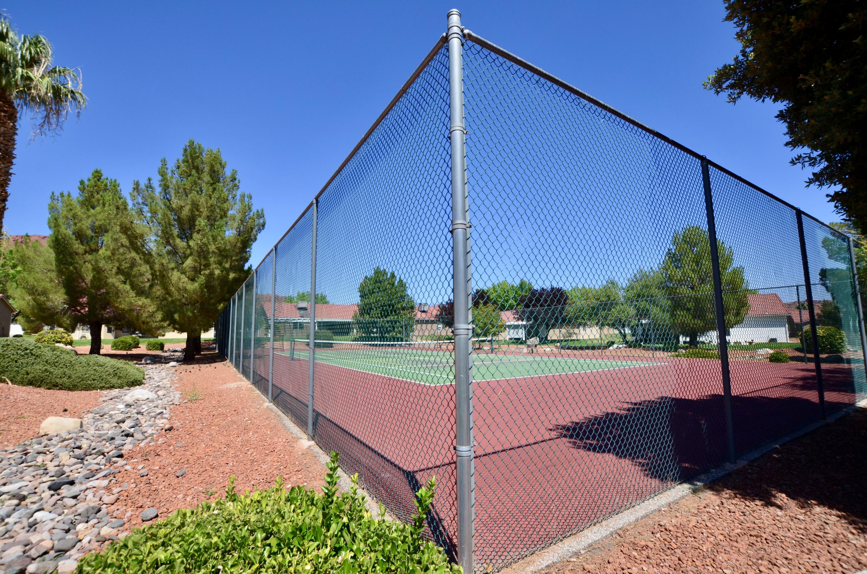 PADRE LAKES TOWNHOMES - Residential