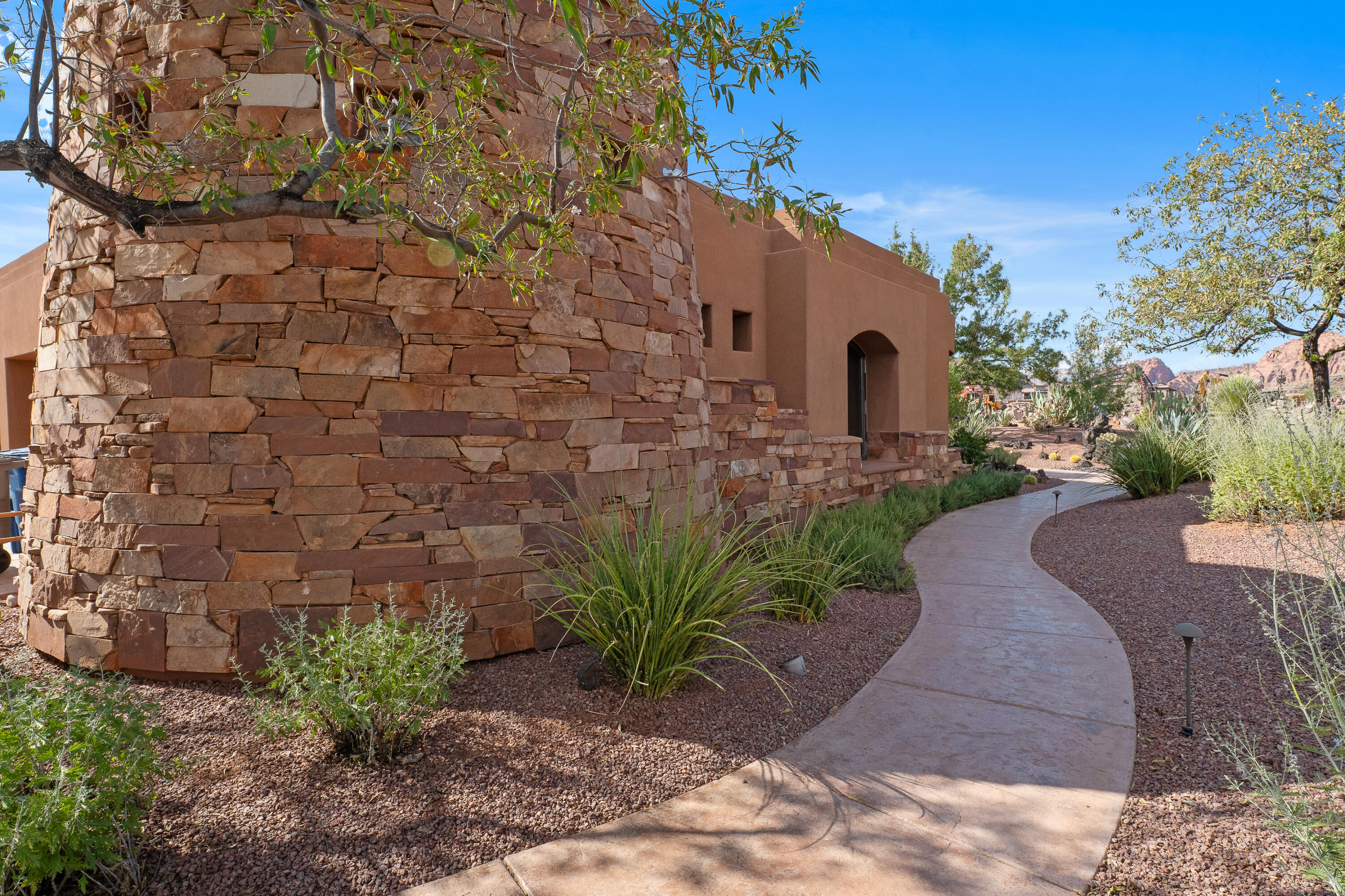 ENTRADA AT SNOW CANYON CHACO WEST - Residential