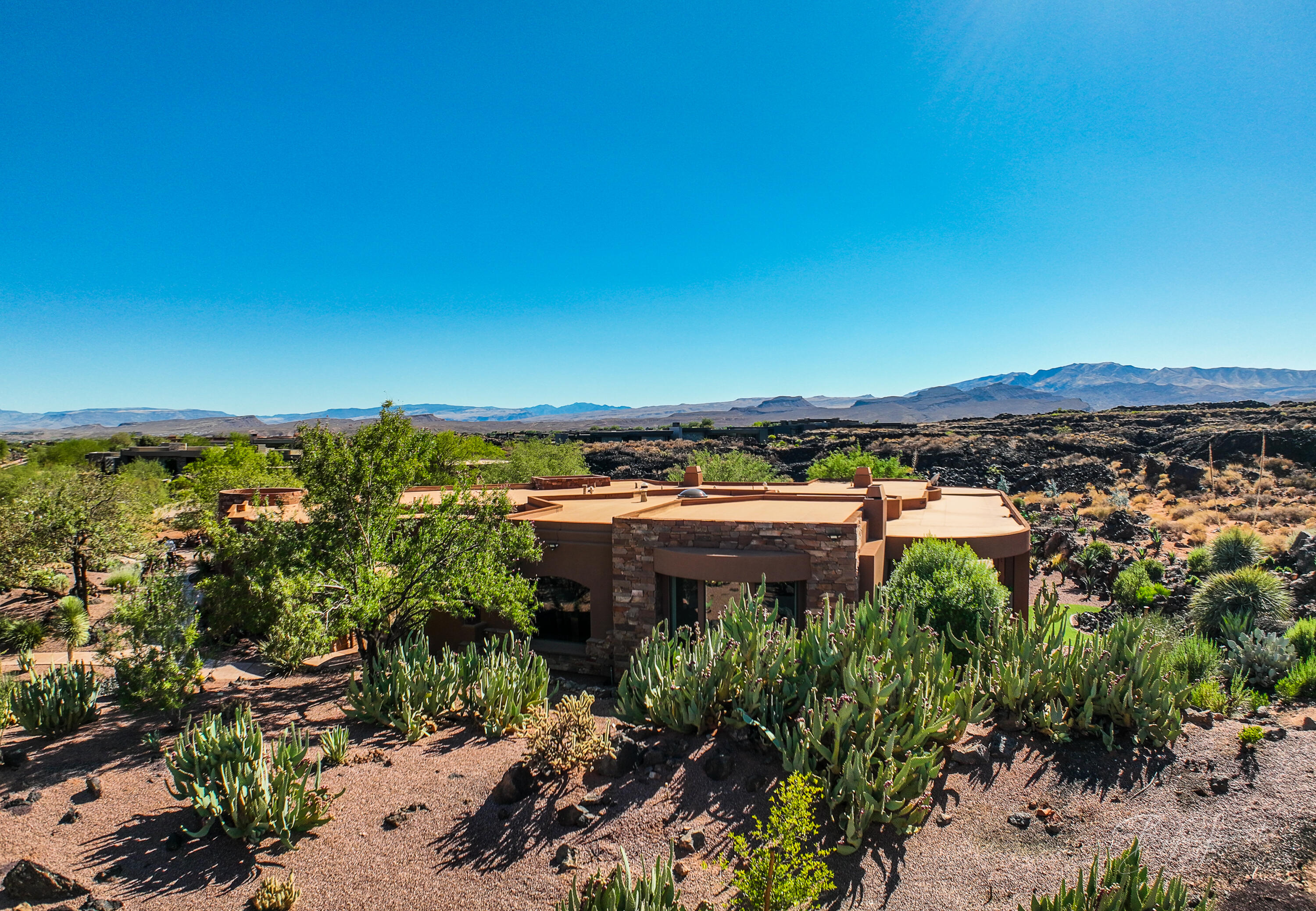ENTRADA AT SNOW CANYON CHACO WEST - Residential