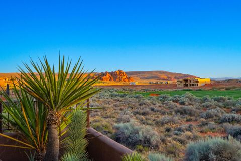 Tiny photo for 3202 S SANDSTONE DR, Hurricane, UT 84737 (MLS # 26-273073)