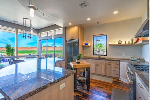 Tiny photo for 3202 S SANDSTONE DR, Hurricane, UT 84737 (MLS # 26-273073)